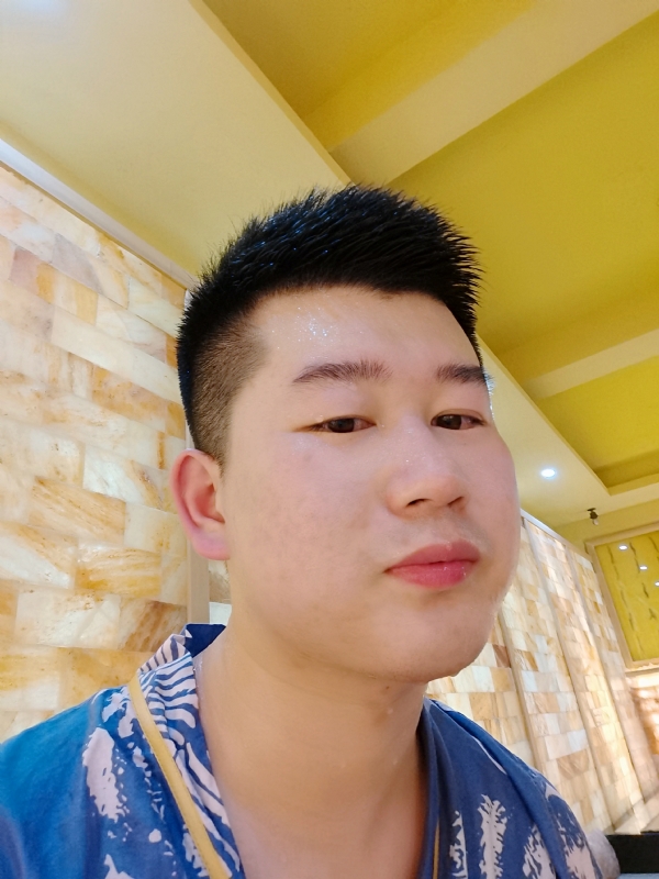 六月与阿十二的第一张照片--建平中老年相亲网